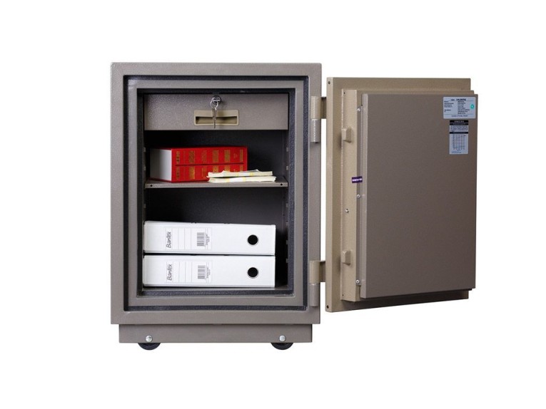 Огнестойкий сейф Valberg FRS-66T KL купить в Пскове
