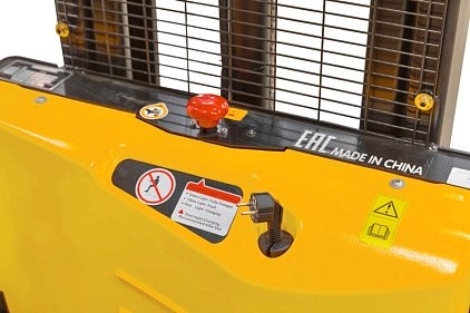 Штабелер электрический самоходный EST122 (1200 кг; 3 м; 24В / 105Ач) SMARTLIFT (SMART) купить в Пскове