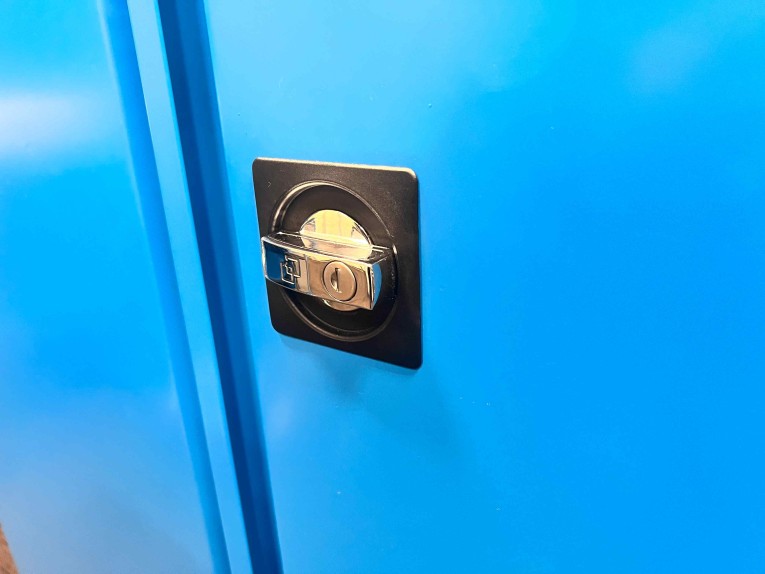 Шкаф инструментальный TNC 100.B2.S2 купить в Пскове