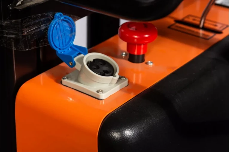 Штабелер с электроподъемом 1 т - 3 м Вилы: 1100 , Гелевая АКБ, SPN1030 SIBLINE купить в Пскове